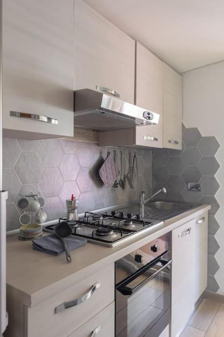 Penthouse With Jacuzzi On Private Terrace In Trastevere Rzym Zewnętrze zdjęcie